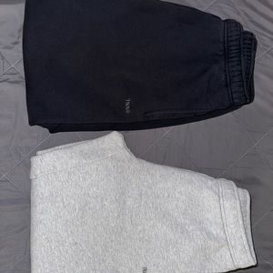 Aritzia TNA Sweatfleece Mega Fit